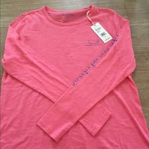 Vineyard Vines Women’s Long Sleeve Whale Print Tee